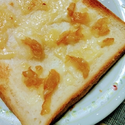 おはようございます♪
柚子ジャムと蜂蜜とチーズで作りました(*´˘`*)
うちもマーマレード買おうかな？？
美味しかったです♪ごちそうさまでした♡